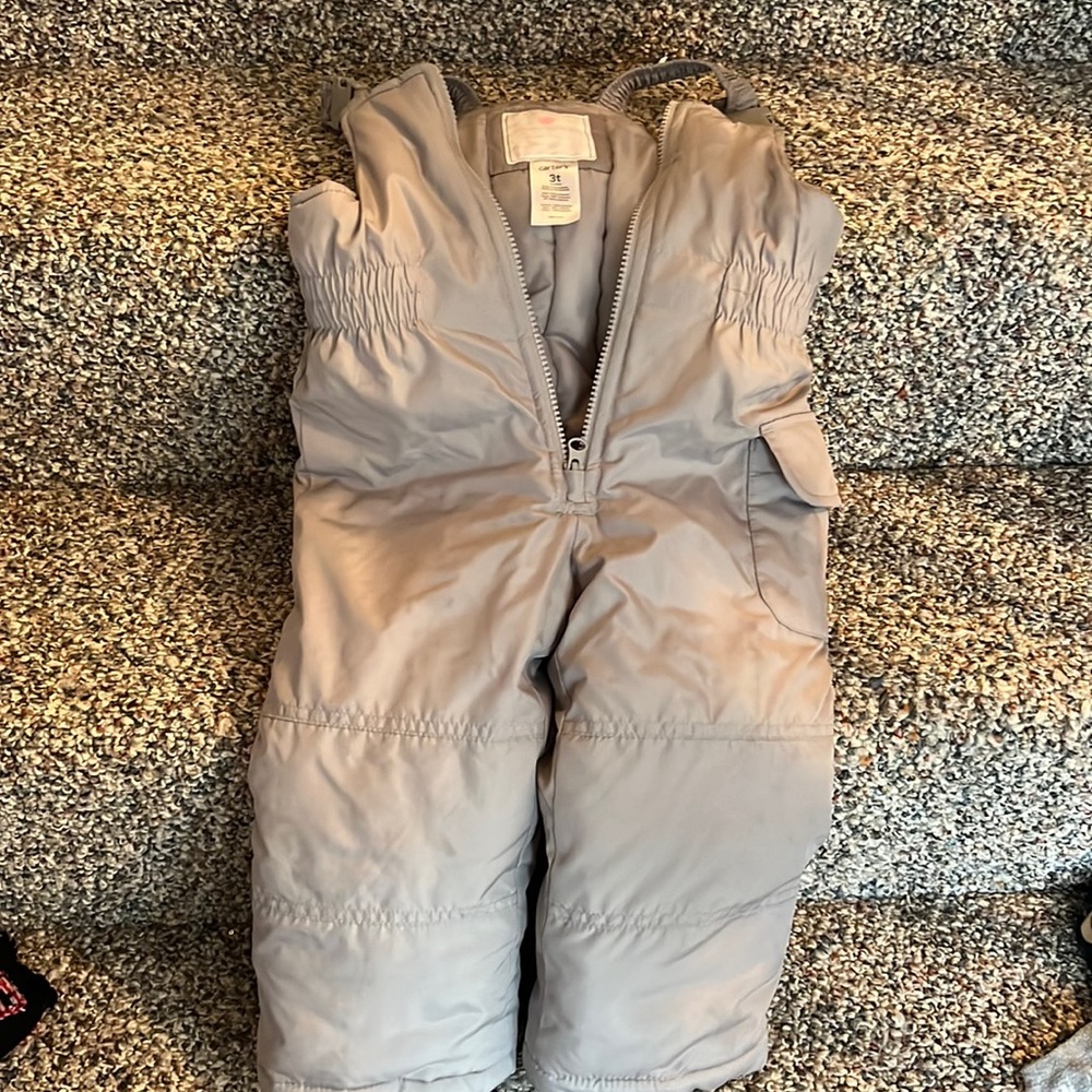 CARTERS 3T snow pants ☃️ with adjustable bib